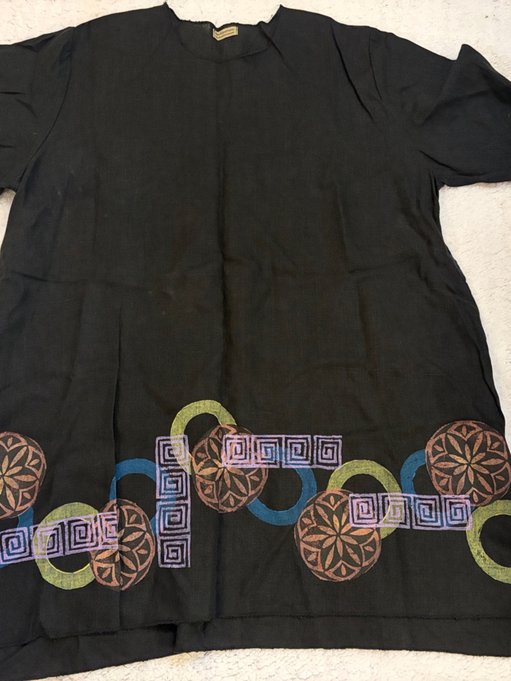 Women’s Black Short-Sleeve Top with Geometric Print